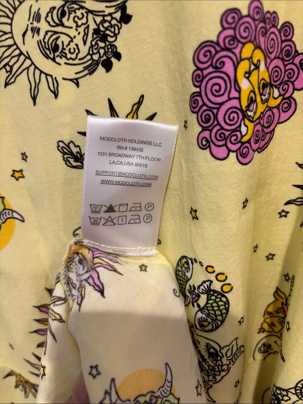 ModCloth Yellow Celestial Astrology Shirt Dress Zodiac Sun Moon Whimsigoth Sz M - Picture 16 of 16